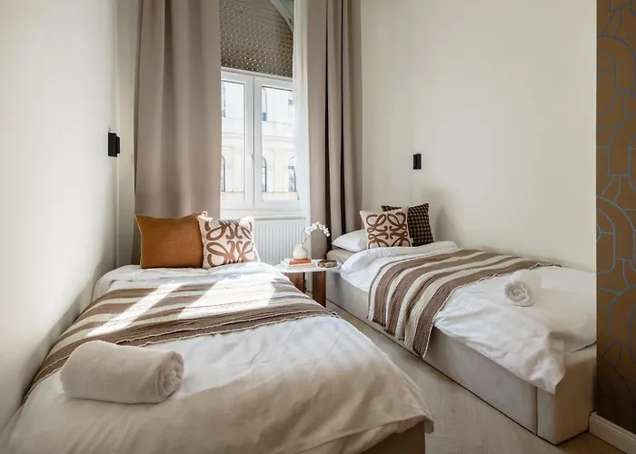 Bold 5br Art Escape Opera & Andrassy Avenue Budapesta