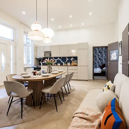Appartement Bold 5br Art Escape Opera & Andrassy Avenue