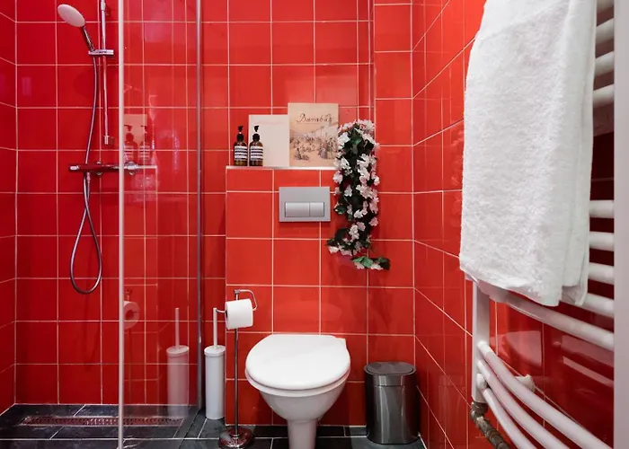 Bold 5br Art Escape Opera & Andrassy Avenue Appartement *