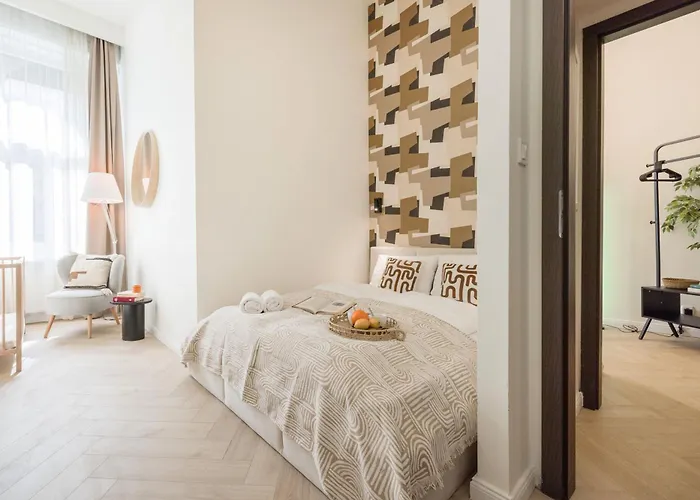 Appartement Bold 5br Art Escape Opera & Andrassy Avenue *